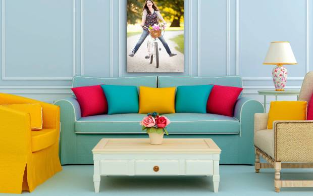 Сочетание желтых оттенков с другими яркими цветами