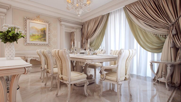 Драпированные шторы в пастельных тонах со шнурами-подвязками и кистями в дизайне окон