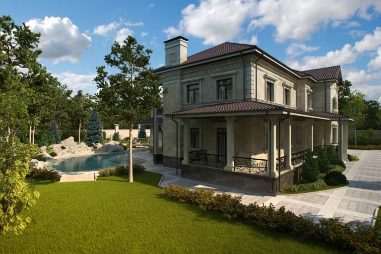 Портик и фриз на левом фасаде дома из светло-серого камня