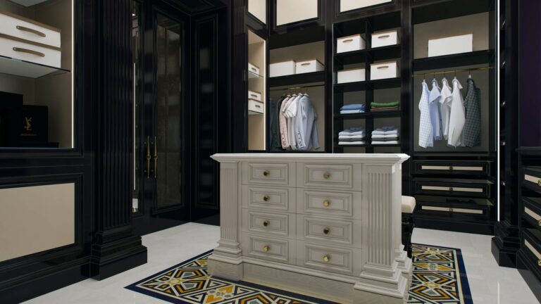 Гардеробная комната для мужчины с белым комодом