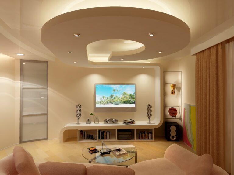 Дизайн гостиной с фигурным светлым потолком