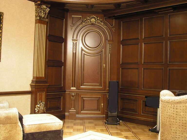 Готовый ремонт коттеджа с натуральным деревом на стенах