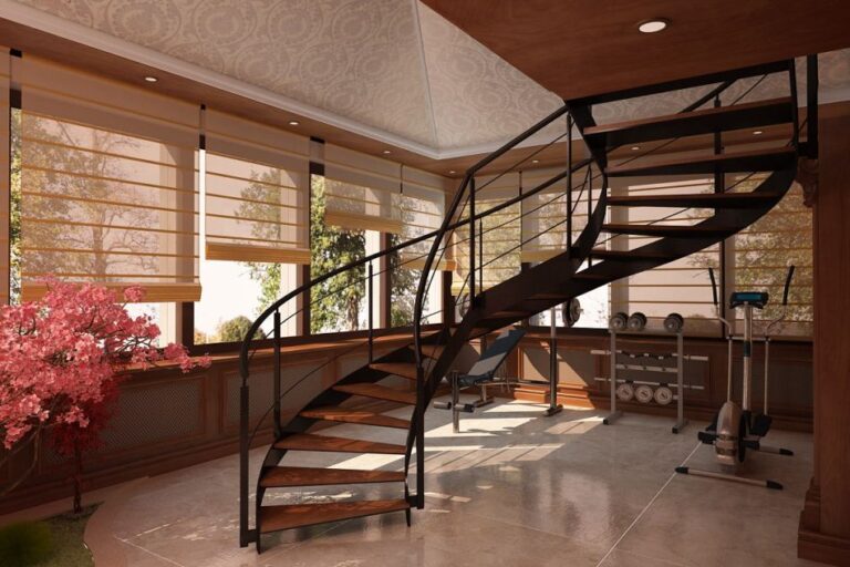 Оформление спортзала на первом этаже дома