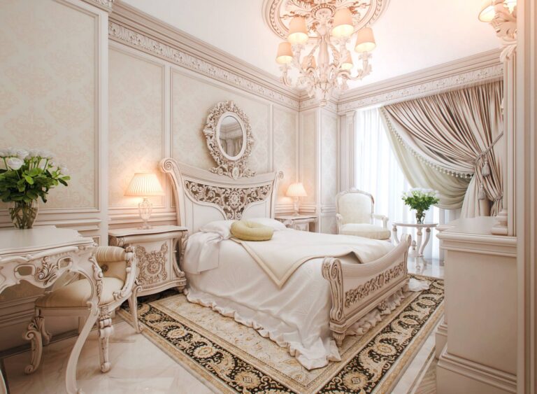 Интерьер спальни с резной мебелью из массива