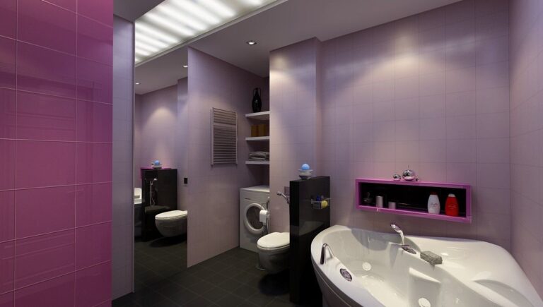 Сочетание светлых и ярких оттенков сирени в интерьере ванной