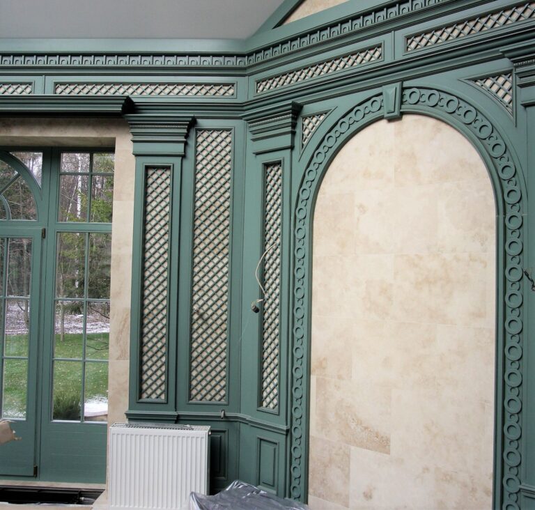 Встроенная электропроводка в дизайн-проекте прихожей