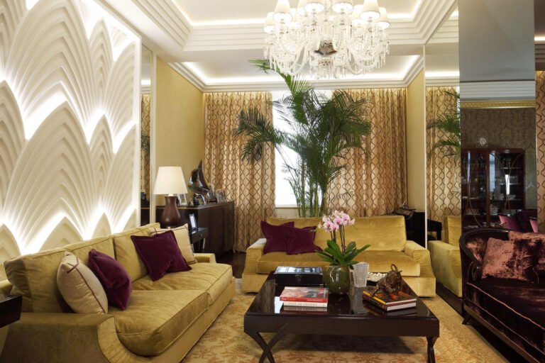 Гостиная с бархатными диванами