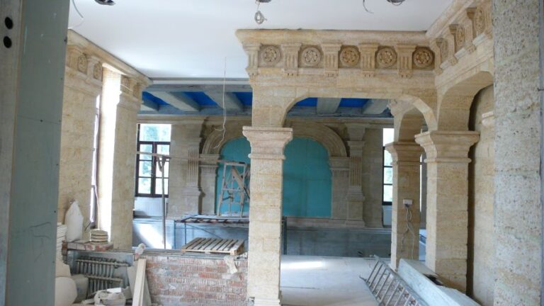 Ремонт дома с образованием арочных проемов