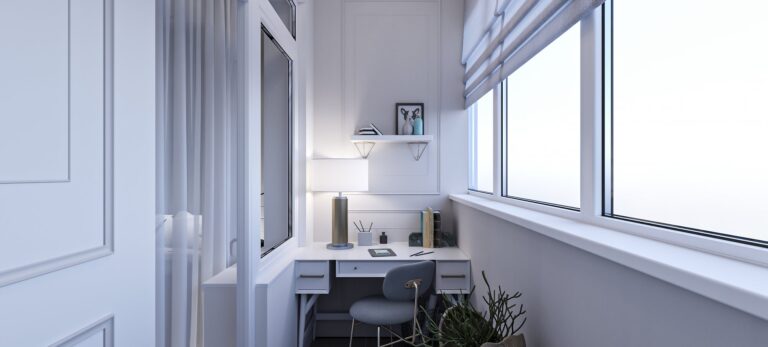 Интерьер лоджии с рабочим местом