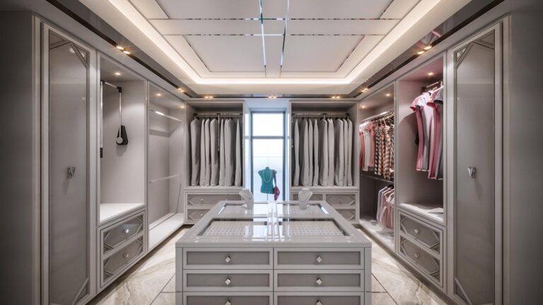 Большой комод-остров в дизайне светло-серого гардероба