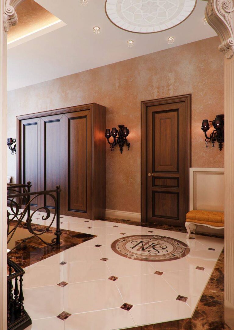 Светлая дорожка с узорным вензелем в дизайне холла