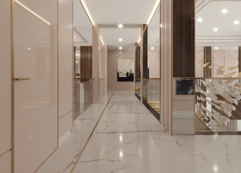 Квадратные колонны в холле 2-го этажа