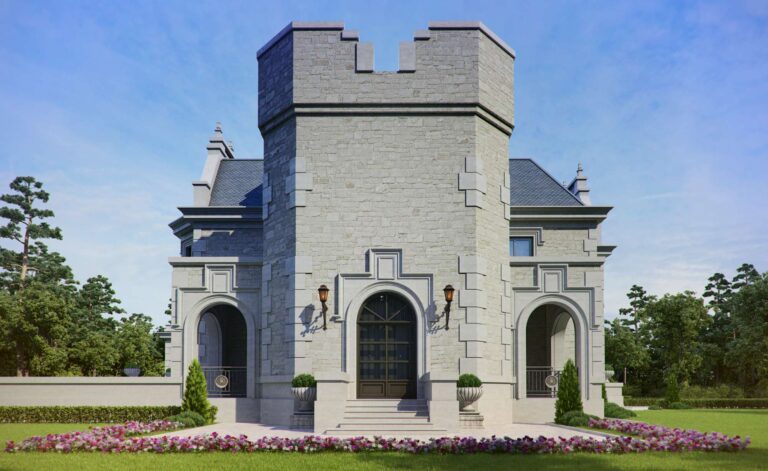 Портики и арочные двери в левом фасаде особняка из серого камня