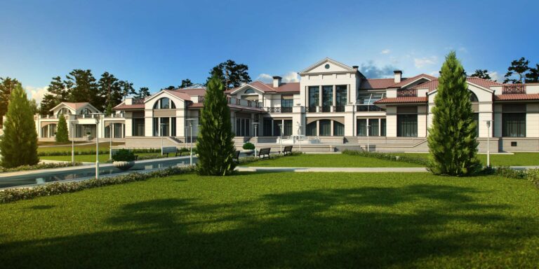 Фронтон, балкон, колонны и французские окна в фасаде дома