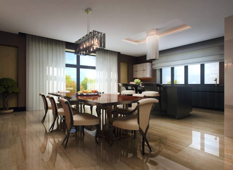 Белые стулья и коричневый стол в интерьере столовой