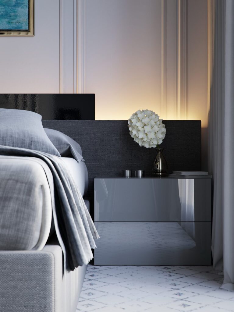 Стильная спальня с серой глянцевой прикроватной тумбой