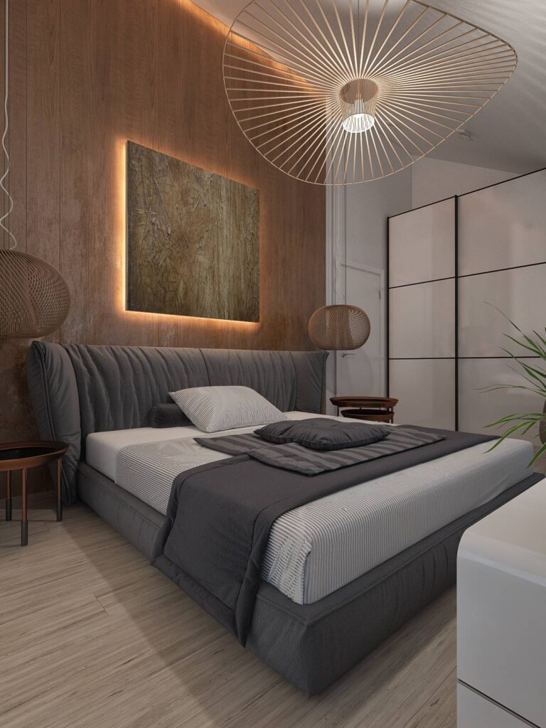 Компактная спальня с большой ажурной люстрой