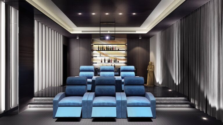 Комфортабельные кресла в синей обивке в дизайне домашнего кинотеатра