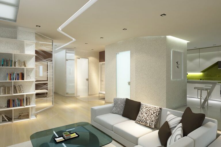 Совмещенные прихожая и гостиная со светлыми стенами с узором