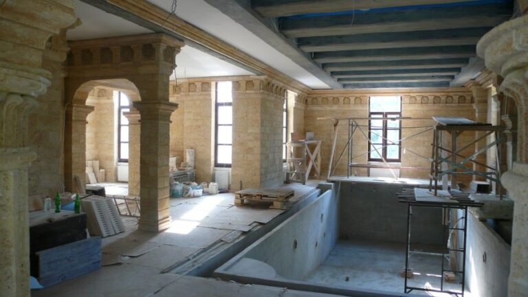 Ремонт дома с кладкой стен из крупного камня