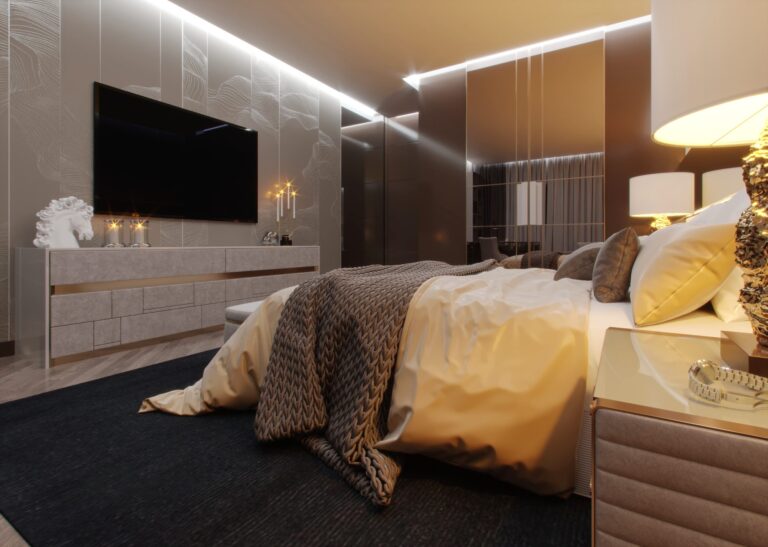 Спальня с зеркальным шкафом и ТВ панелью