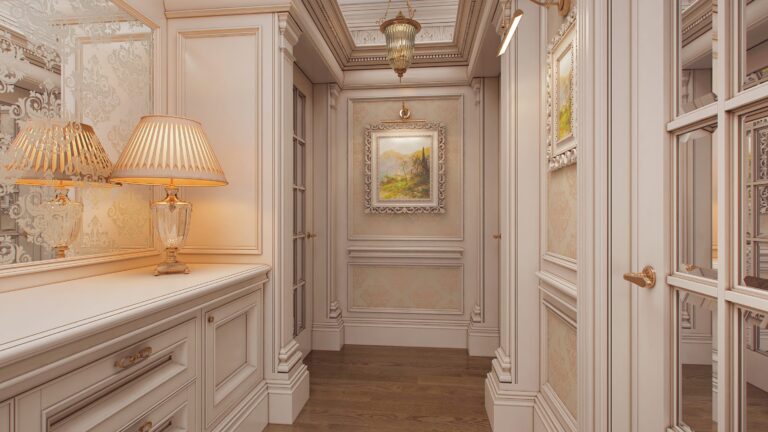 Белый классический коридор с пейзажами в резных рамах