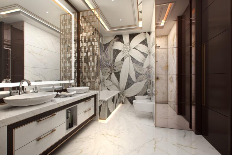 Настенная мозаика с цветами в интерьере туалетной комнаты