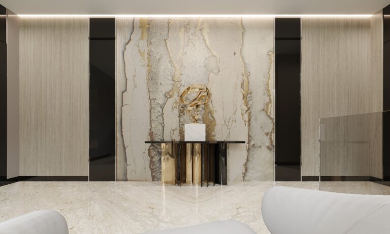 Статуэтка в лестничном холле