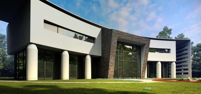 Белые колонны в правой фасадной части