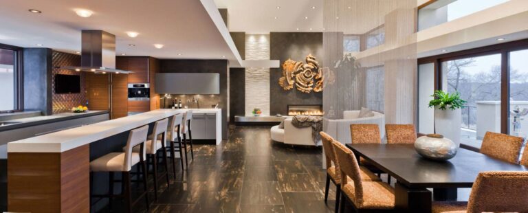 Дизайн коттеджа в экостиле с потертой напольной плиткой