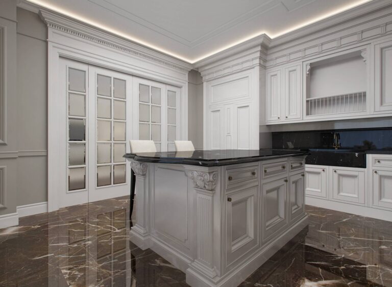 Классический дизайн кухни с резными мебельными фасадами