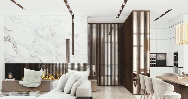 Интерьер гостиной с полосатыми коричневыми зеркальными панелями