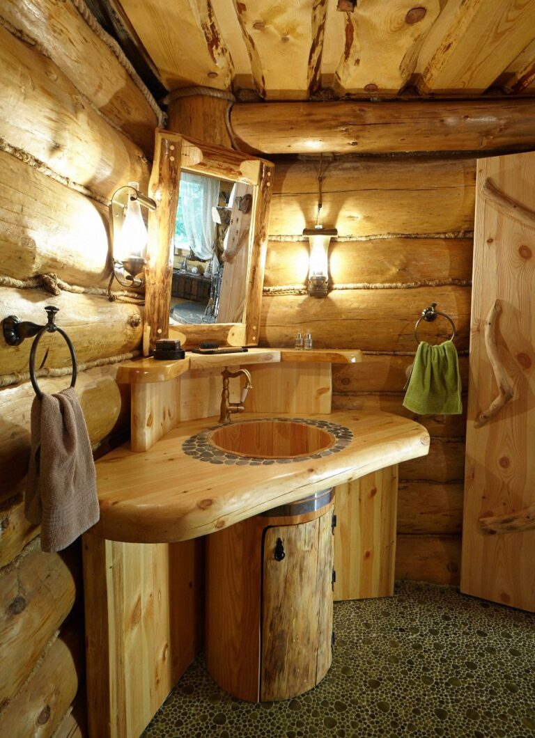 Ванная с раковиной из древесины