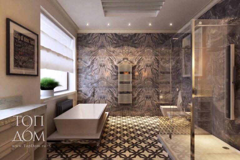 Фото интерьера большой ванной комнаты в доме