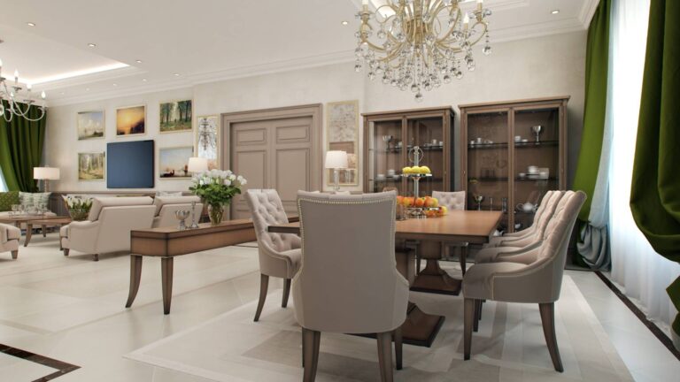 Обеденная зона в сочетании темного дерева, хрусталя и бежевого текстиля