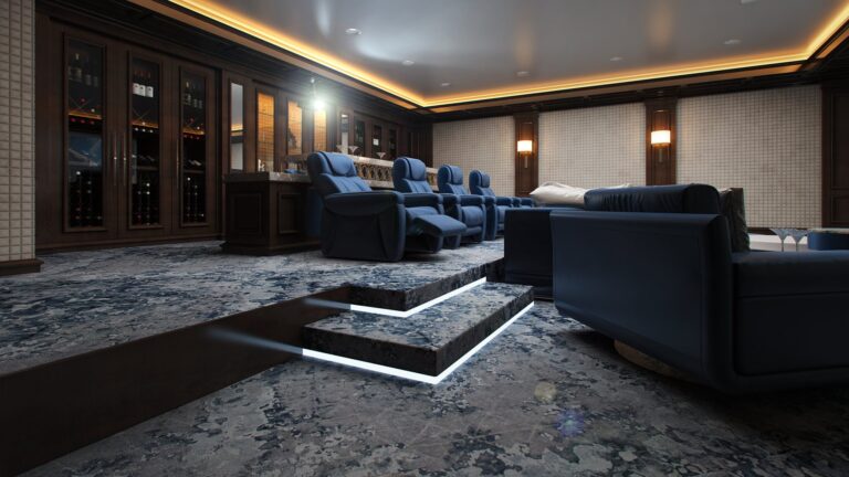 Кинозал в доме с подсвеченными ступенями