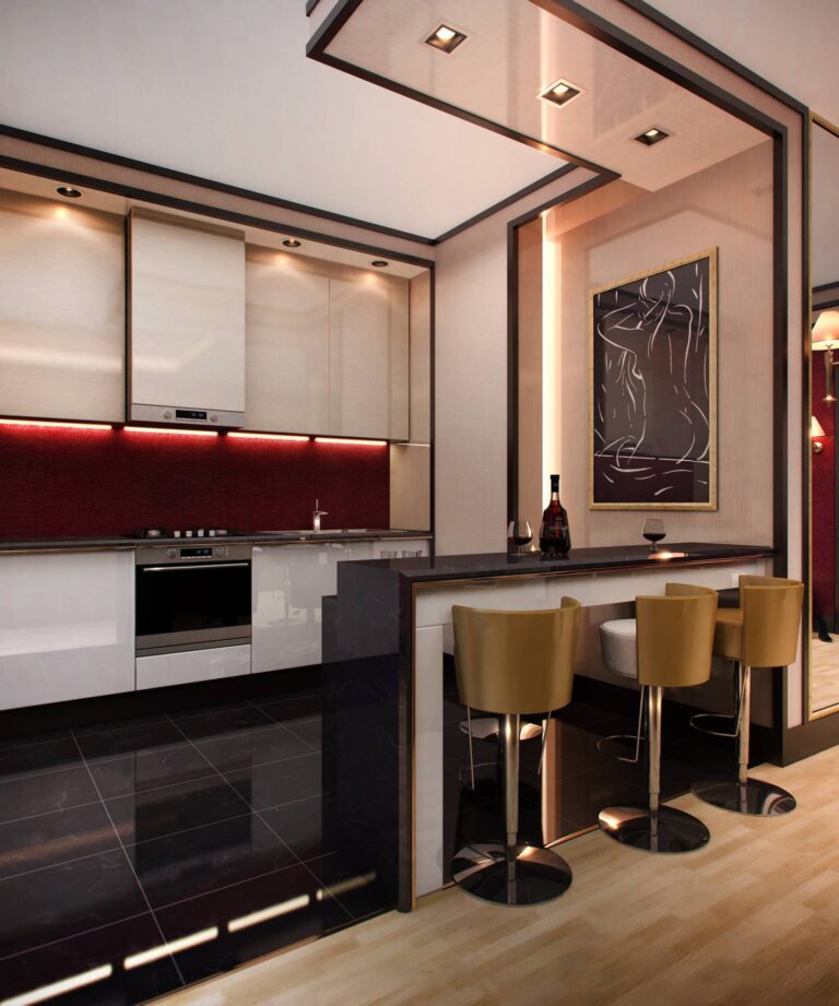 Интерьер бежевой кухни с полом из черного камня