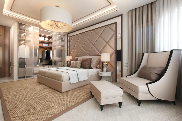 Круглая белая люстра в интерьере бежевой спальни