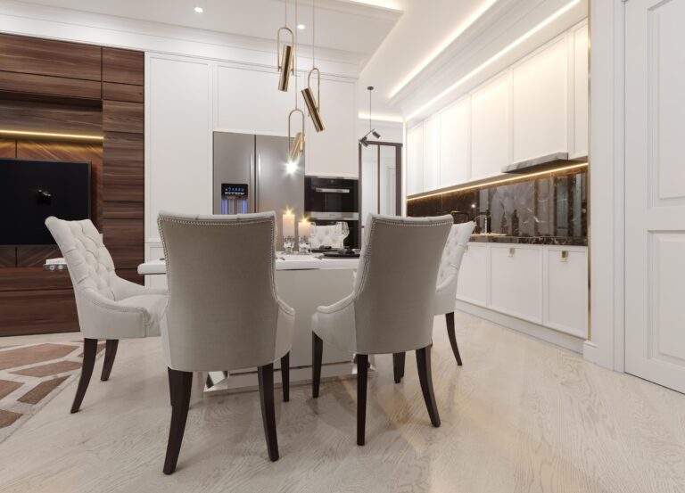 Дизайнерская позолоченная люстра с 3 поворотными плафонами в столовой