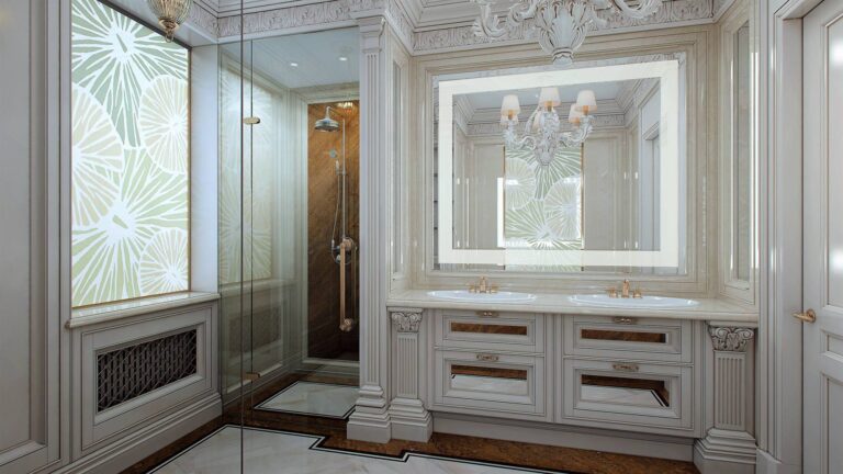 Ванная комната, оформленная рельефной резьбой и античными пилястрами